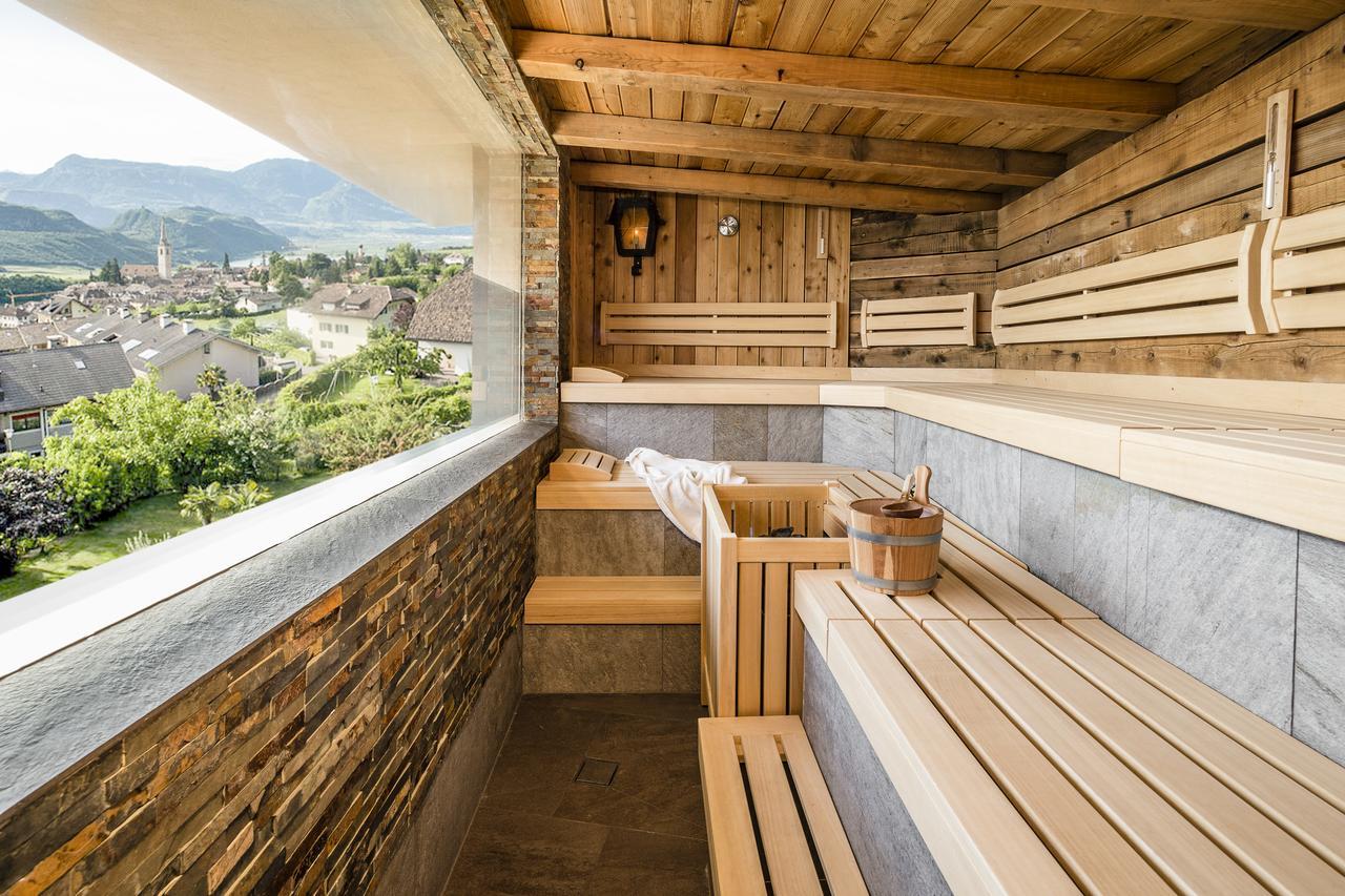 Das Panorama Designhotel Caldaro Bagian luar foto